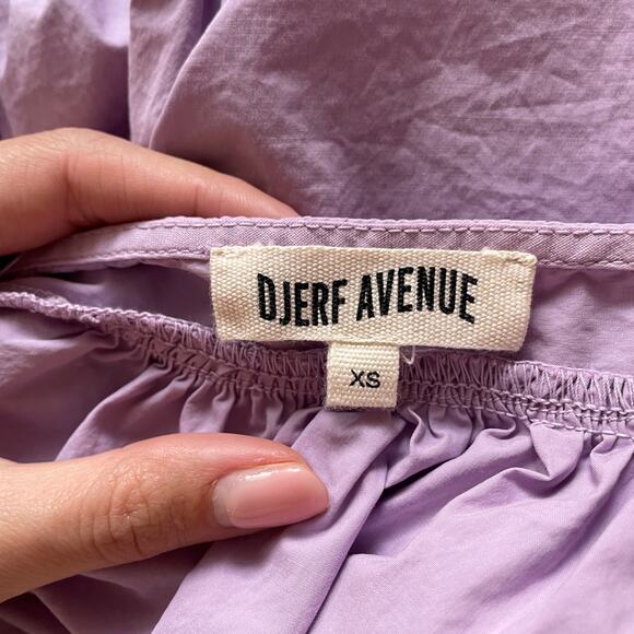 Djerf Avenue – Purple Open Back Cropped Cotton Candy Top - Picture 7 of 12